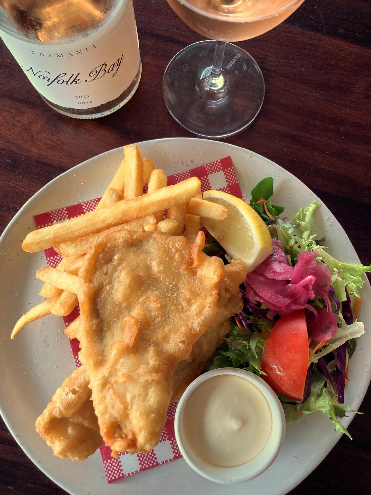 Bridport Bay Inn Esterno foto